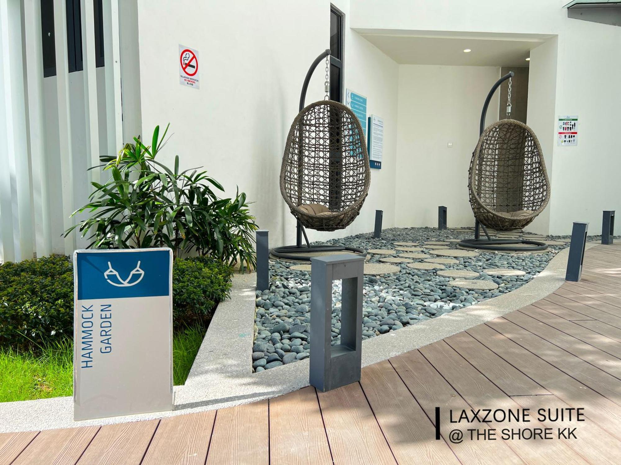 The Shore Cbd Kota Kinabalu By Laxzone Suite Exterior foto