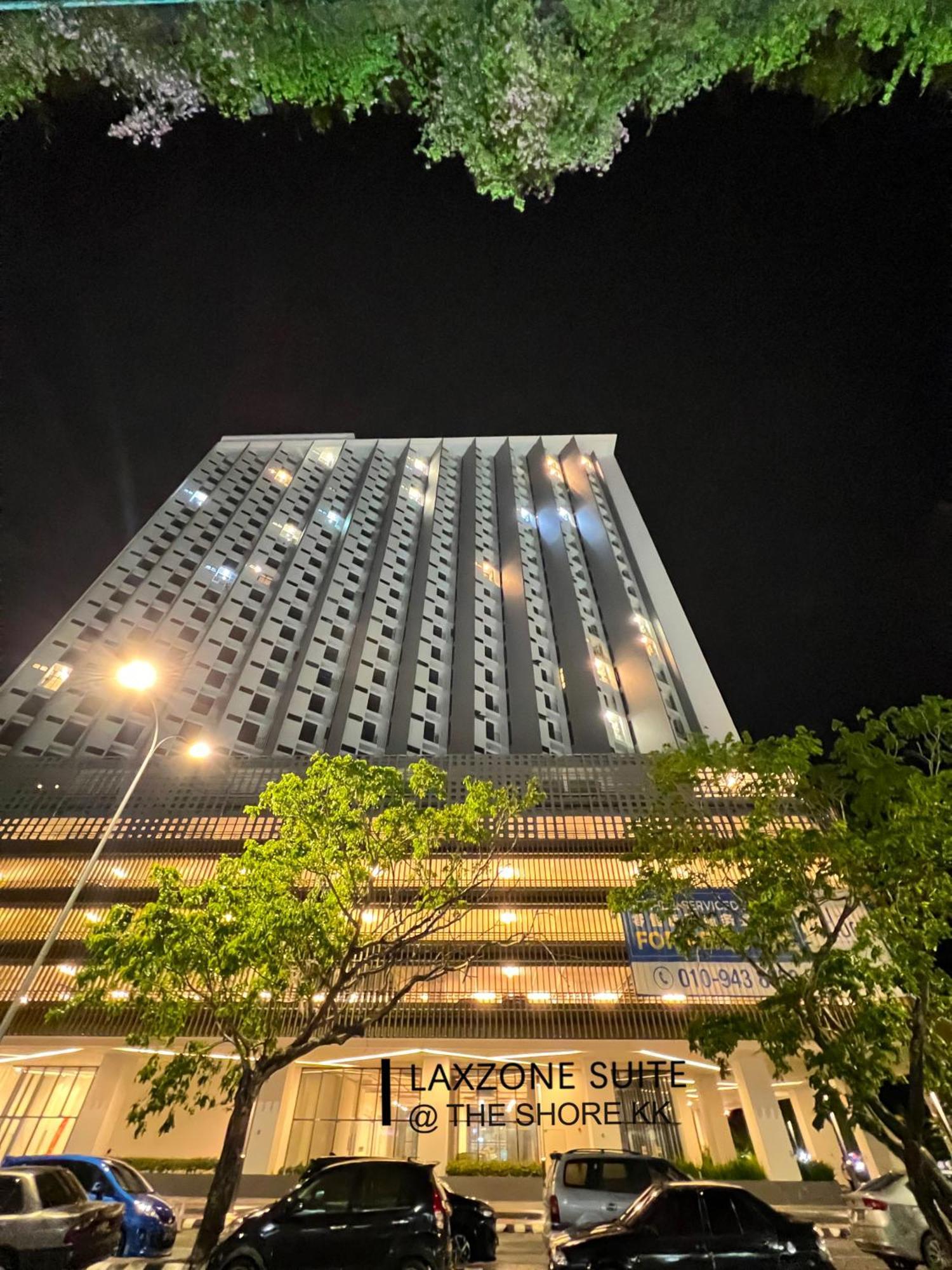The Shore Cbd Kota Kinabalu By Laxzone Suite Exterior foto